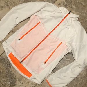 .Nike Women’s Storm-FIT Windbreaker (GREAT CONDITION)!!